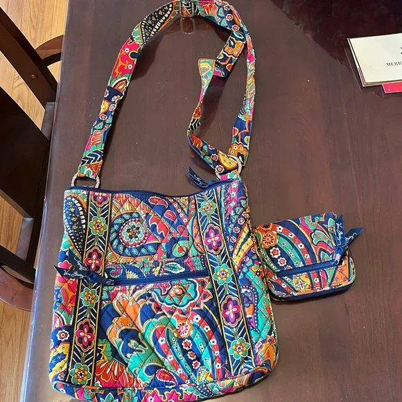 Vera Bradley Venetian paisley bag and wallet - Picture 1 of 1